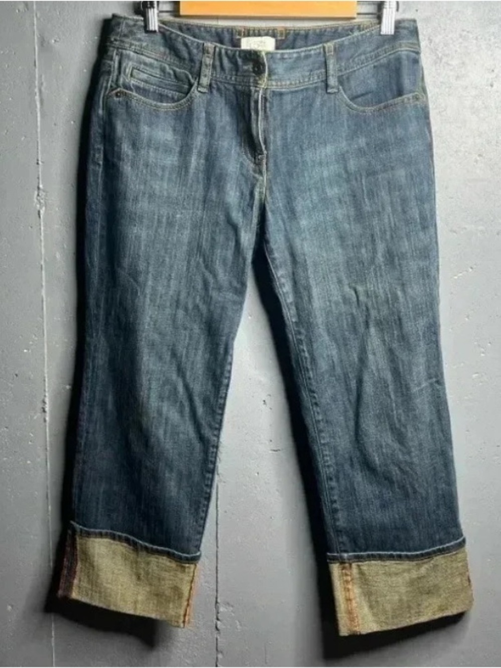 Loft "Marisa" cute cropped mid rise cuffed hem stretch denim jeans